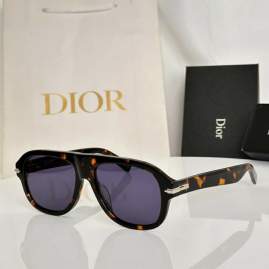 Picture of Dior Sunglasses _SKUfw79480178fw